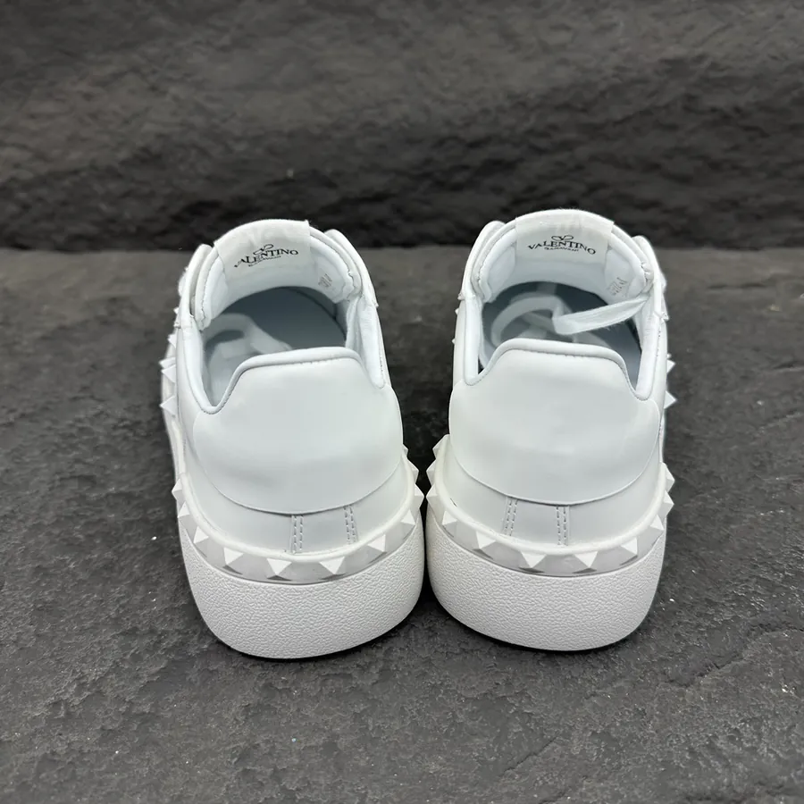 GARAVANI ROSTUD UNTITLED Studded Sneaker