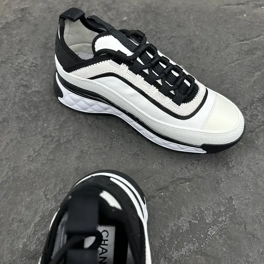 CoCo 19ss Sport Sneaker with Grained Calfskin and Mesh