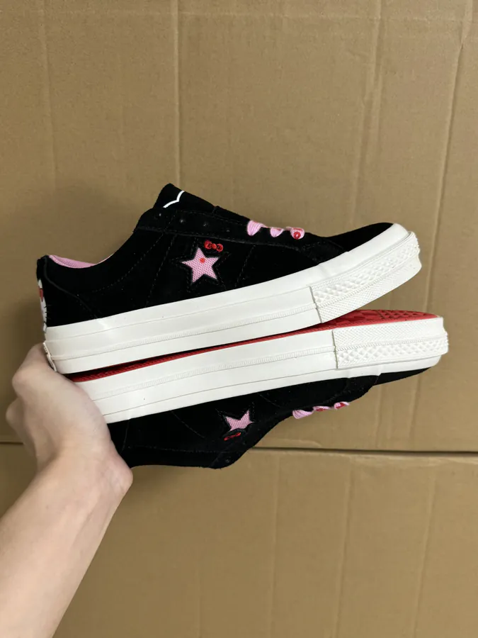 Hello Kitty x Converse One Star Ox Comfortable Canvas Sneakers