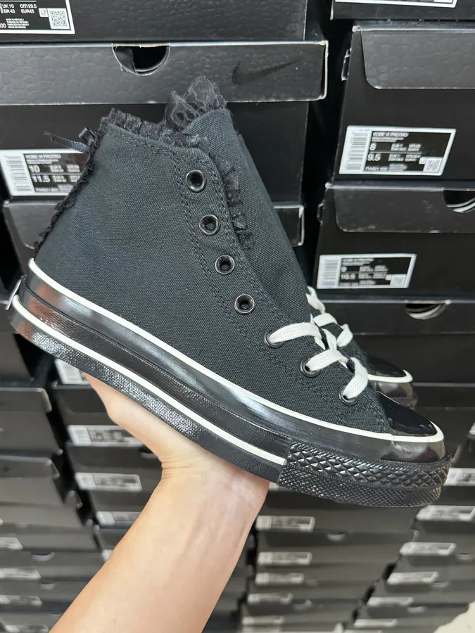 Chu 70 Comfort Elbow Bag Canvas Shoes