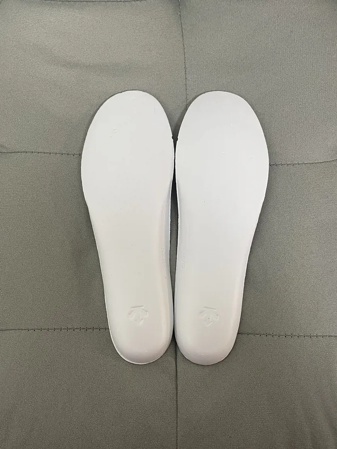 DESCENTE 时尚简约低帮跑步鞋 男款