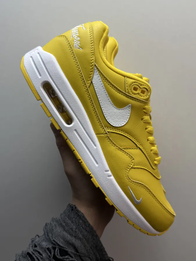 Supreme x Nike Air Max 1 87 Yellow and White