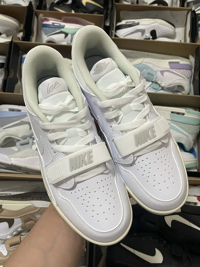 Shoe visual reference image