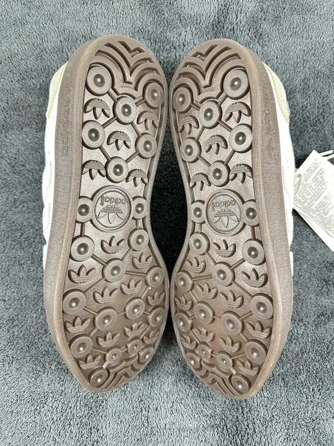 Shoe visual reference image