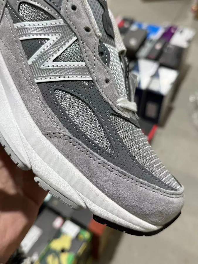 NB990 V55 Vintage Gray Bucket Bag