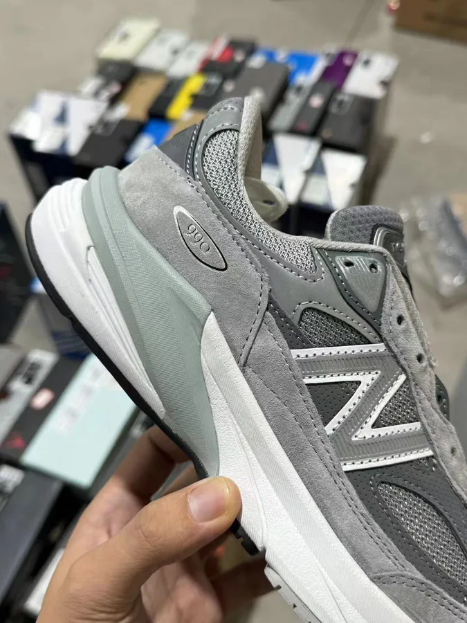 NB990 V55 Vintage Gray Bucket Bag