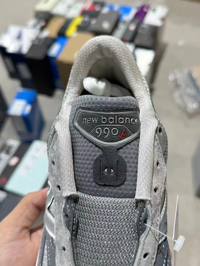 NB990 V55 Vintage Gray Bucket Bag