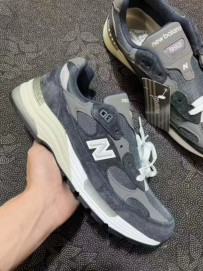NB992 Classic Blue Bucket Bag