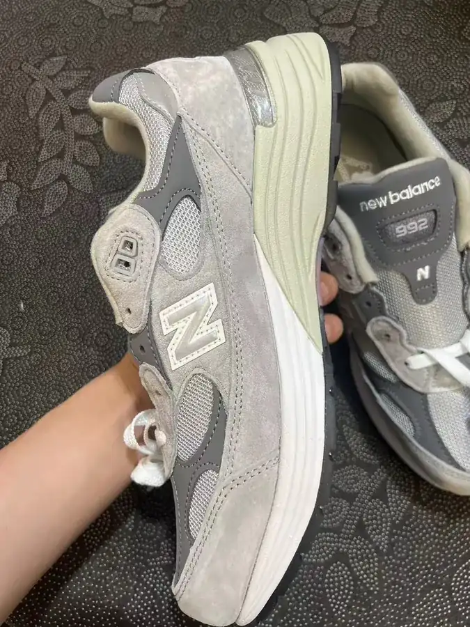NB992 Original Gray Color Sneaker