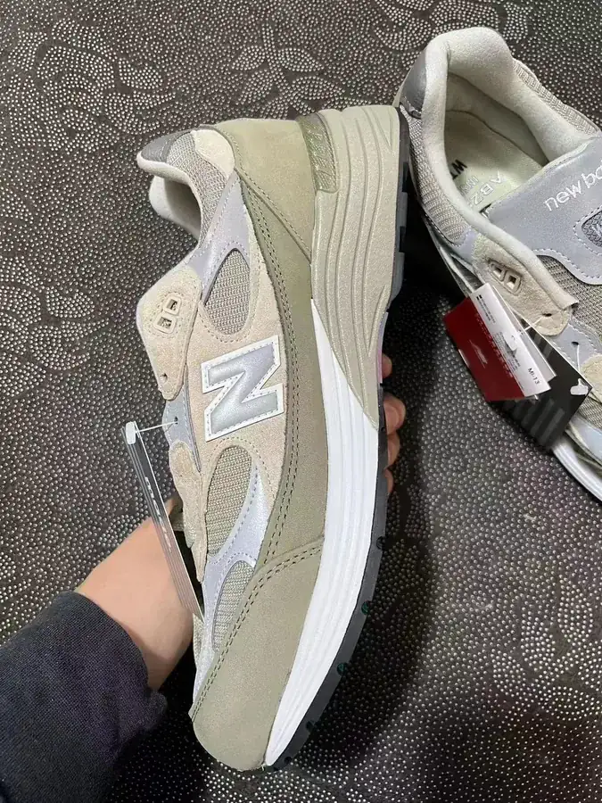 NB992 Grey Green Color Sneaker