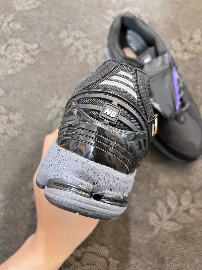 NB1906R Dad Shoes in Black Purple