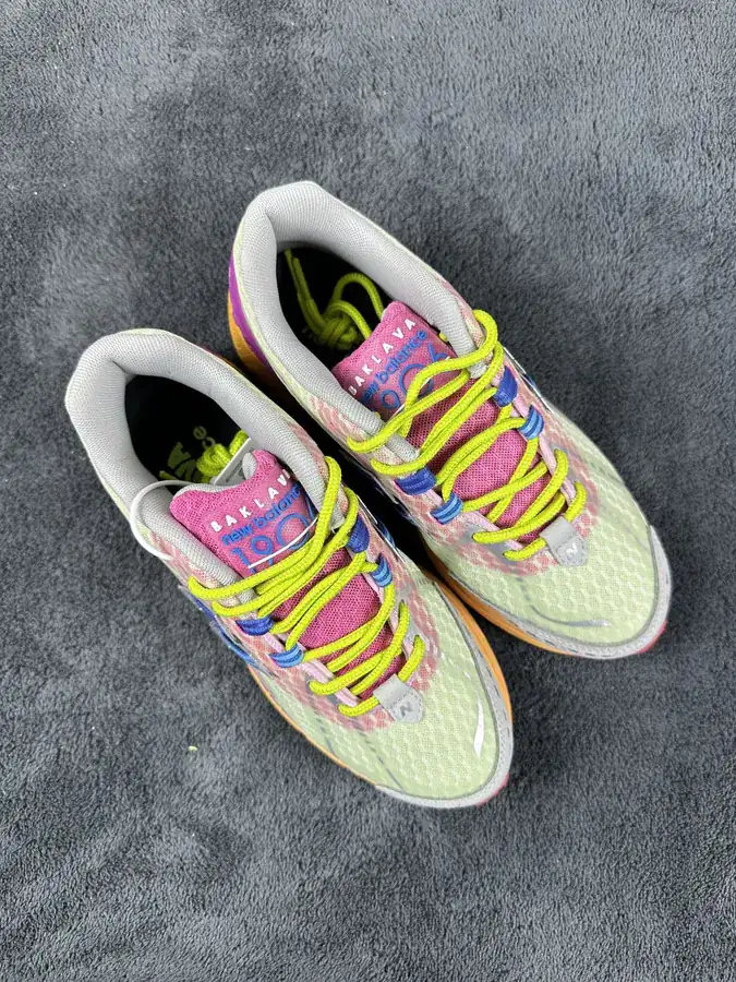 NB1906R Retro Trend Sneakers