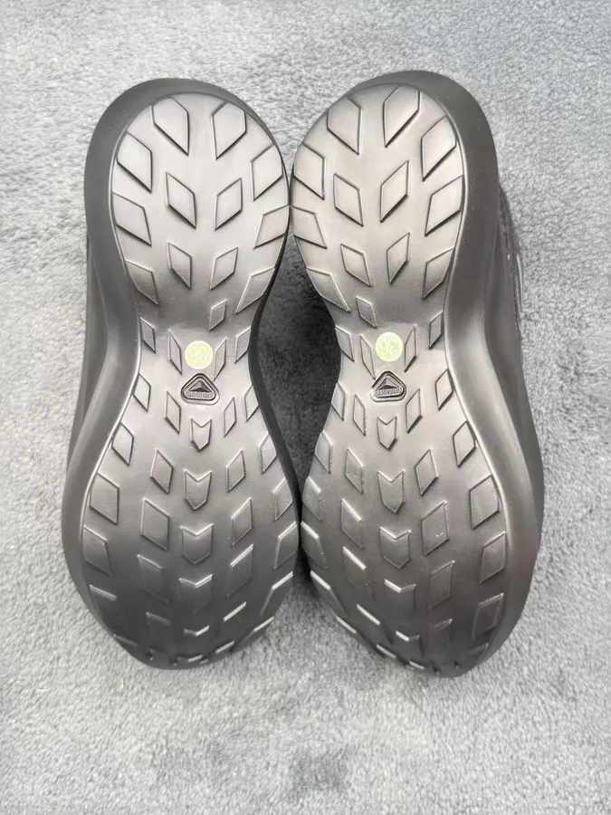 Shoe visual reference image