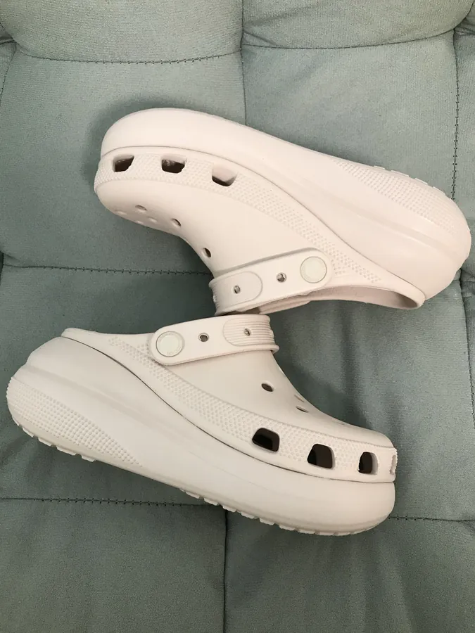 Crocs Bubble Footwear in Pink