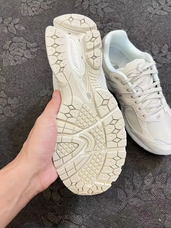 NB 2002R Running Shoes in Pink Beige