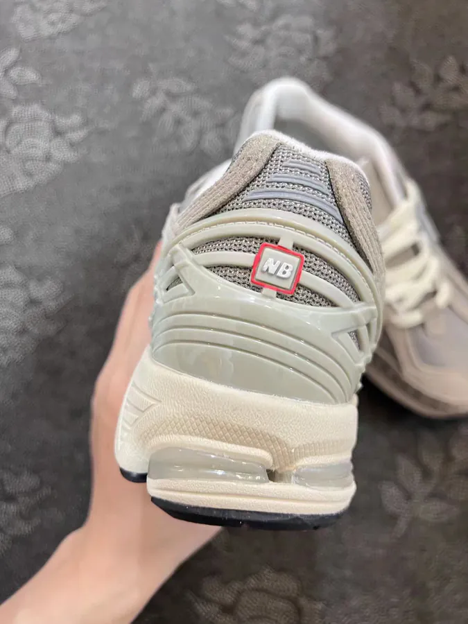 NB1906R Dad Shoes in Light Brown