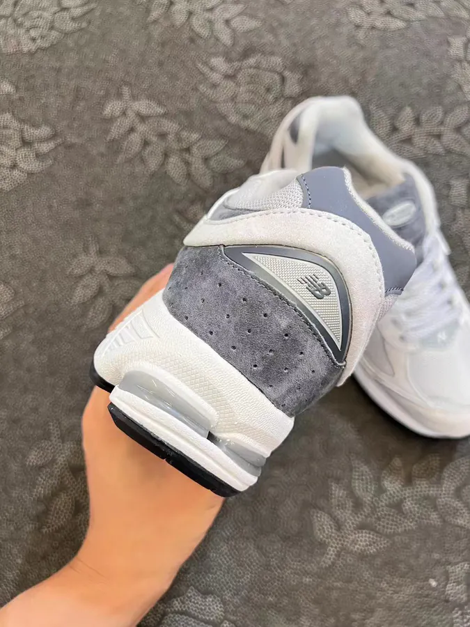 NB 2002R Running Shoes in Black Gray
