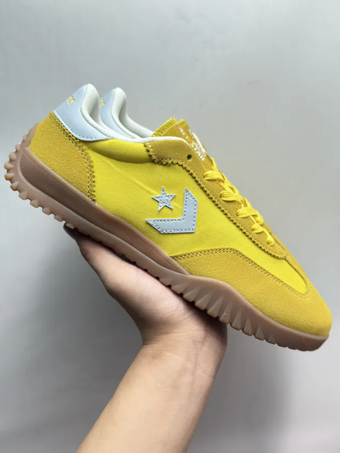 Converse Run Star Trainer in Yellow
