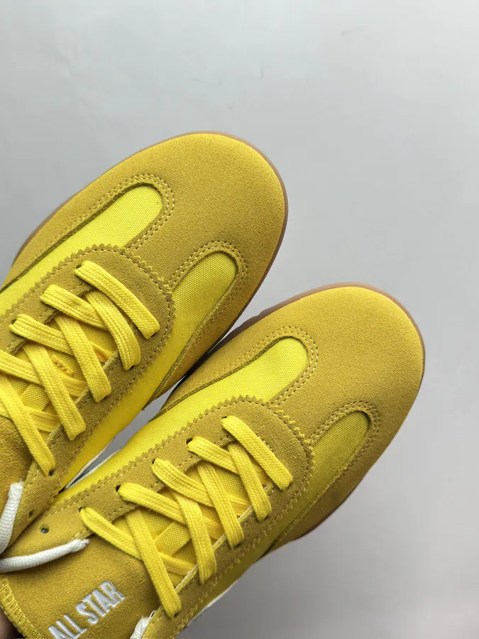 Converse Run Star Trainer in Yellow