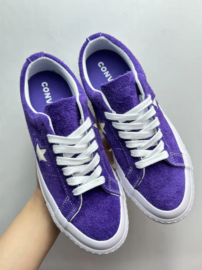 Converse One Star in Lavender