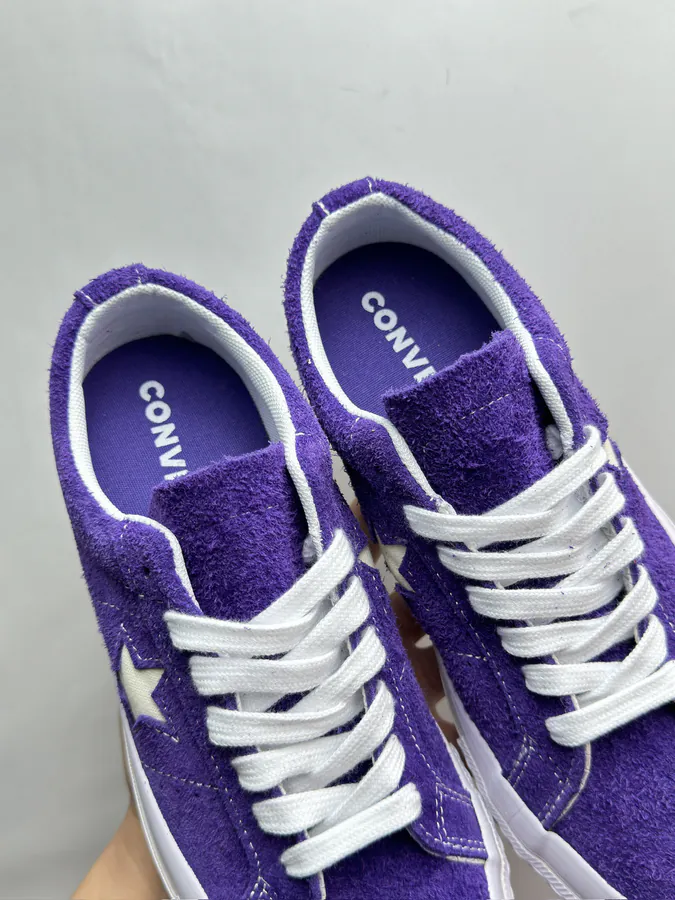 Converse One Star in Lavender