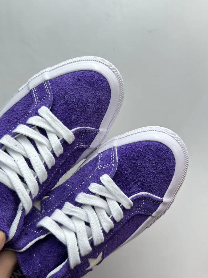 Converse One Star in Lavender