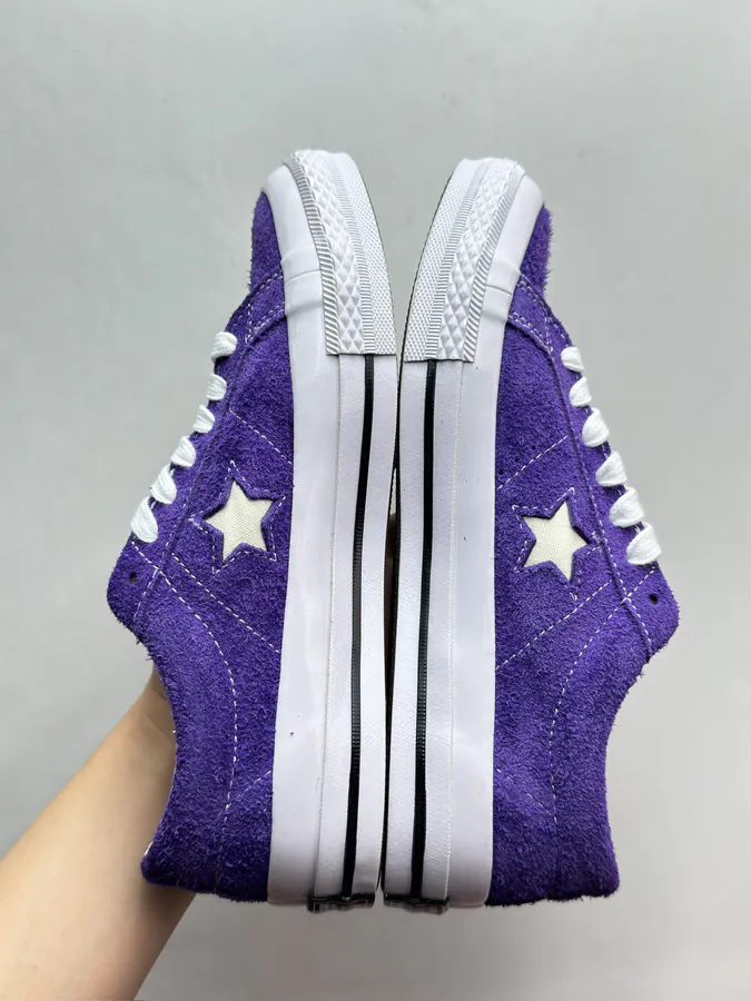 Converse One Star in Lavender