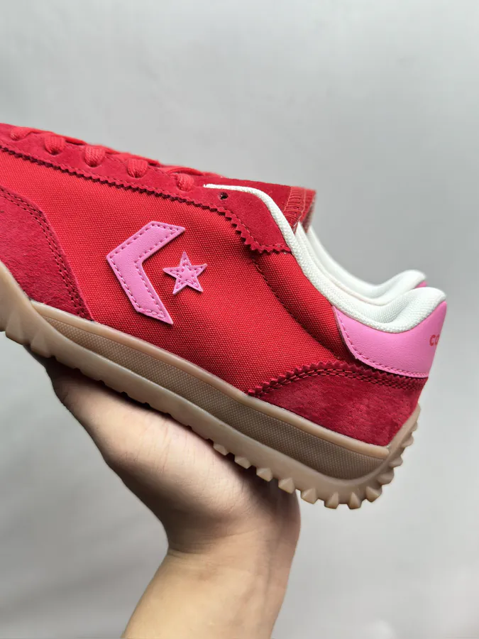 Converse Run Star Trainer in Red