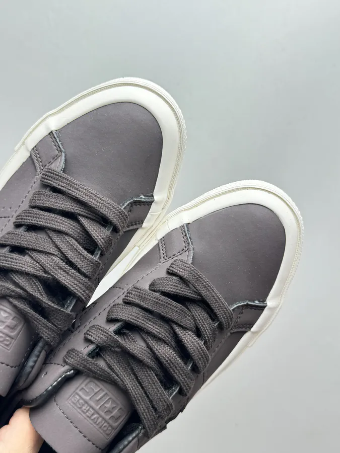 Chuck One Star Pro Black Premium Sneaker with Classic Style