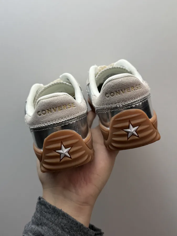 Converse Run Star Trainer in Future Silver