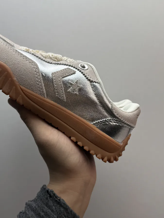 Converse Run Star Trainer in Future Silver