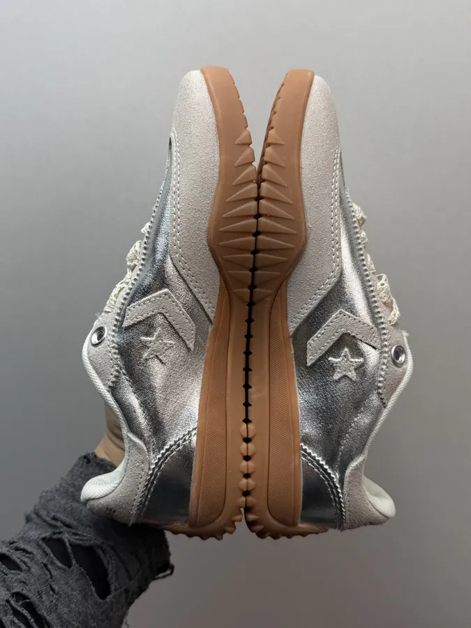 Converse Run Star Trainer in Future Silver