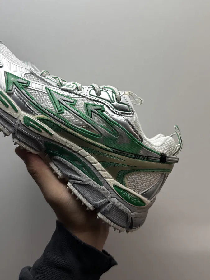 OFF WHITE Be Right Back Green Sneaker
