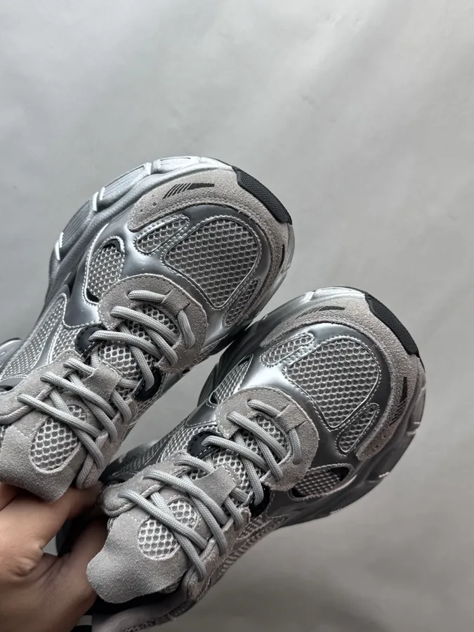 270 GG CC Dad Shoes with Black and Silver Color