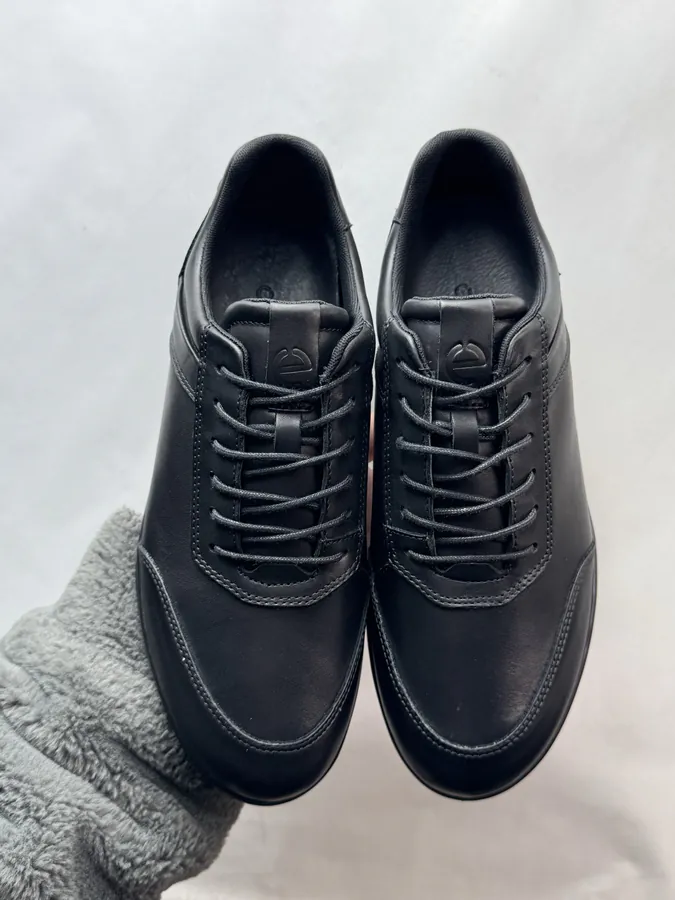 Ecco Yashis Series Black