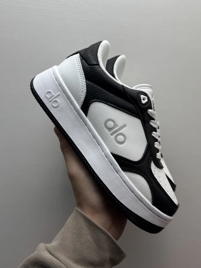 Alo Yoga Alo x 01 Classic Black White