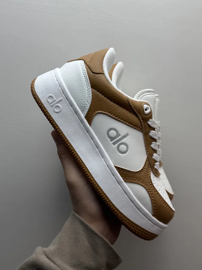 Alo Yoga Alo x 01 Classic Gravel White