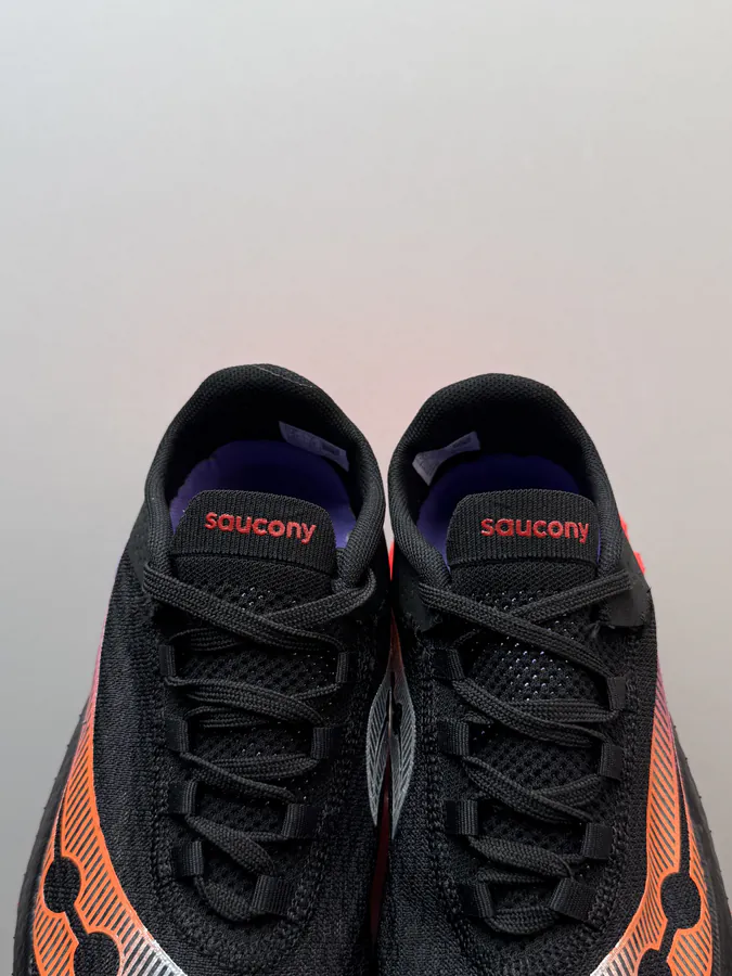 Saucony Endorphin Pro 4 Black Red