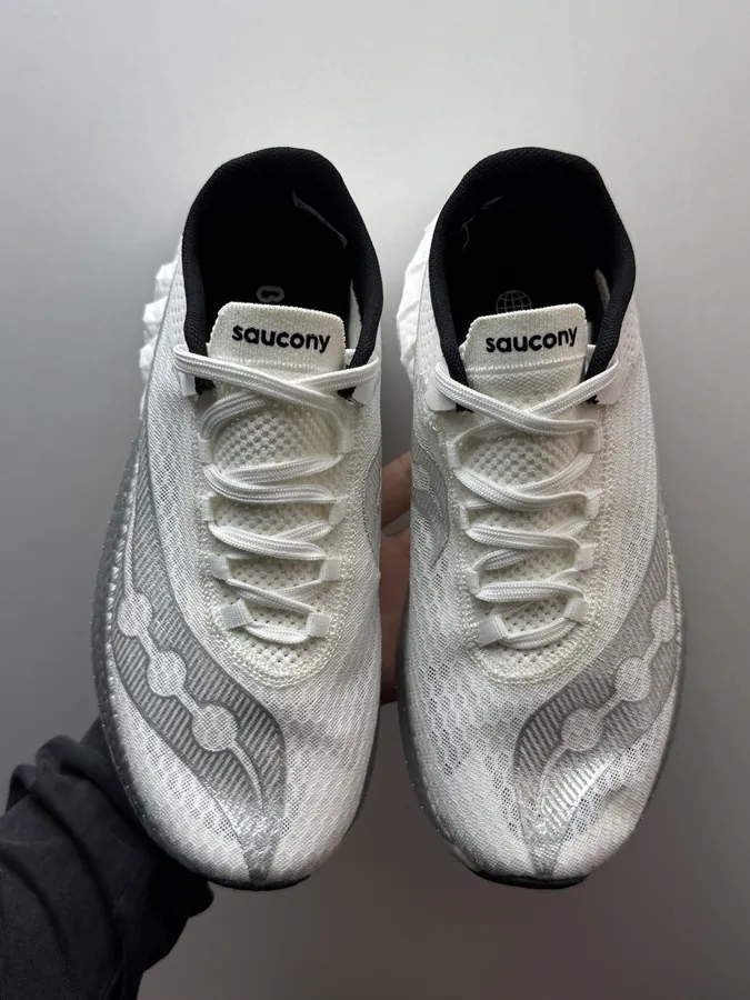 Saucony Endorphin Pro 4 Silver