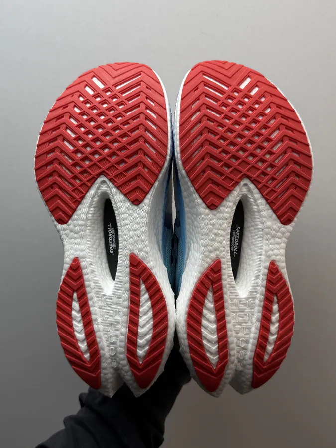 Saucony Endorphin Pro 4 Lightweight Running Shoes