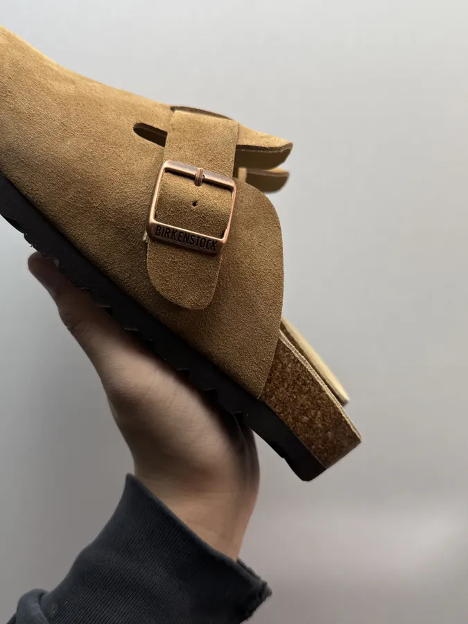 Birkenstock Bucket Bag in Brown