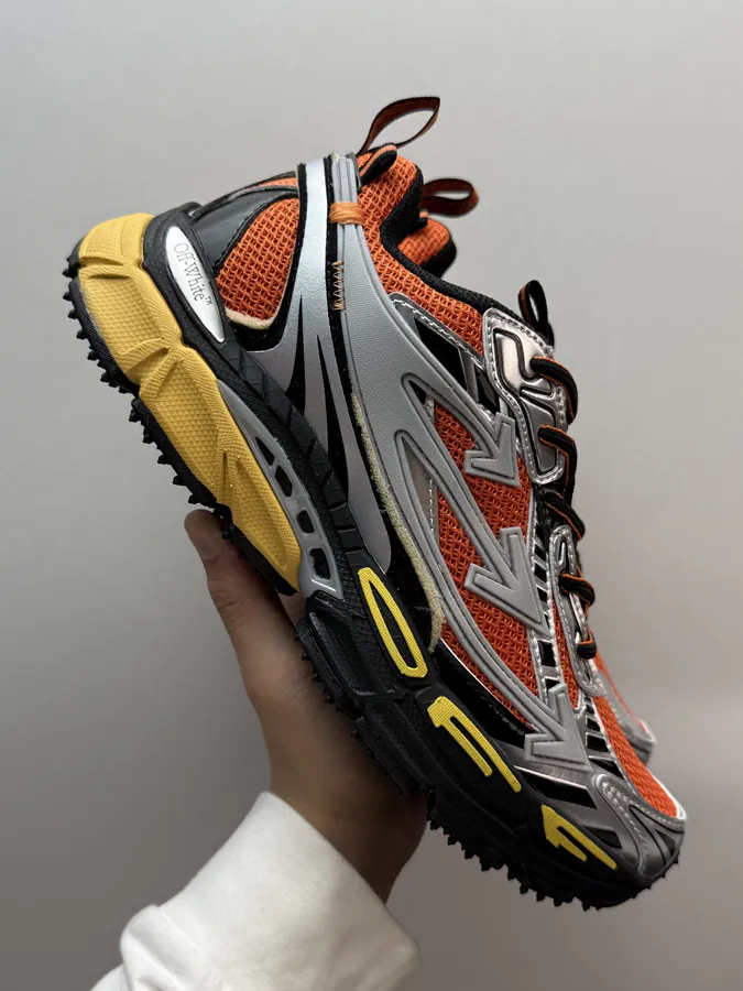 OFF WHITE Be Right Back Orange Sneaker