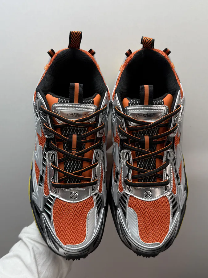 OFF WHITE Be Right Back Orange Sneaker