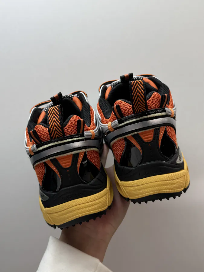 OFF WHITE Be Right Back Orange Sneaker