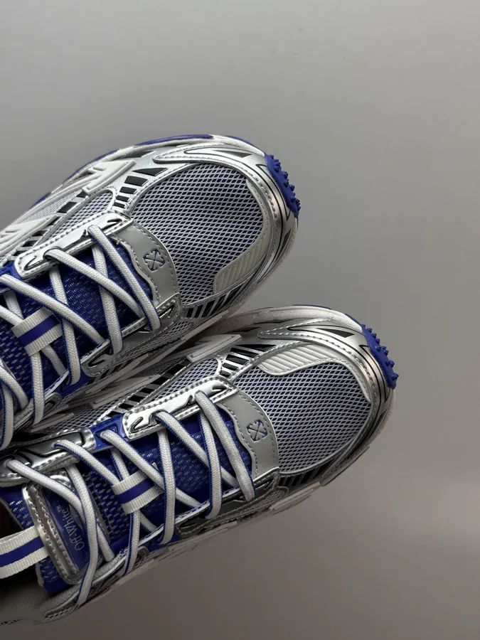 OFF WHITE Be Right Back Blue White Stripe Sneaker