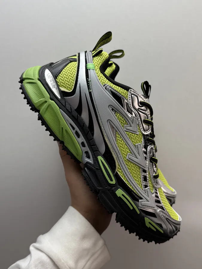 OFF WHITE Be Right Back Green Sneaker