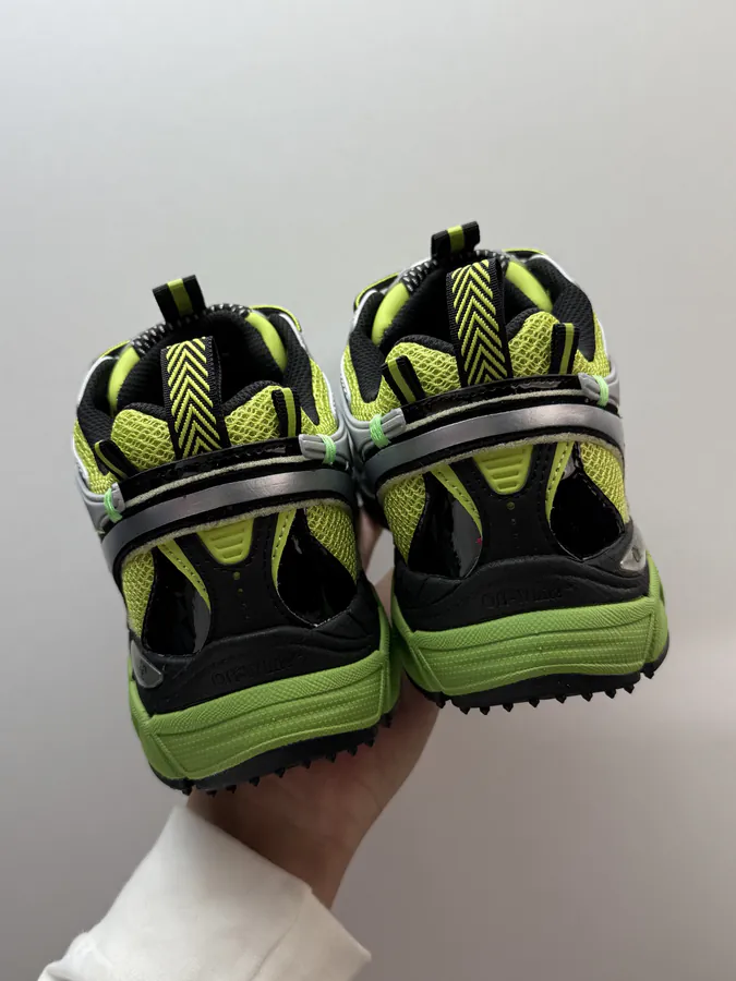 OFF WHITE Be Right Back Green Sneaker