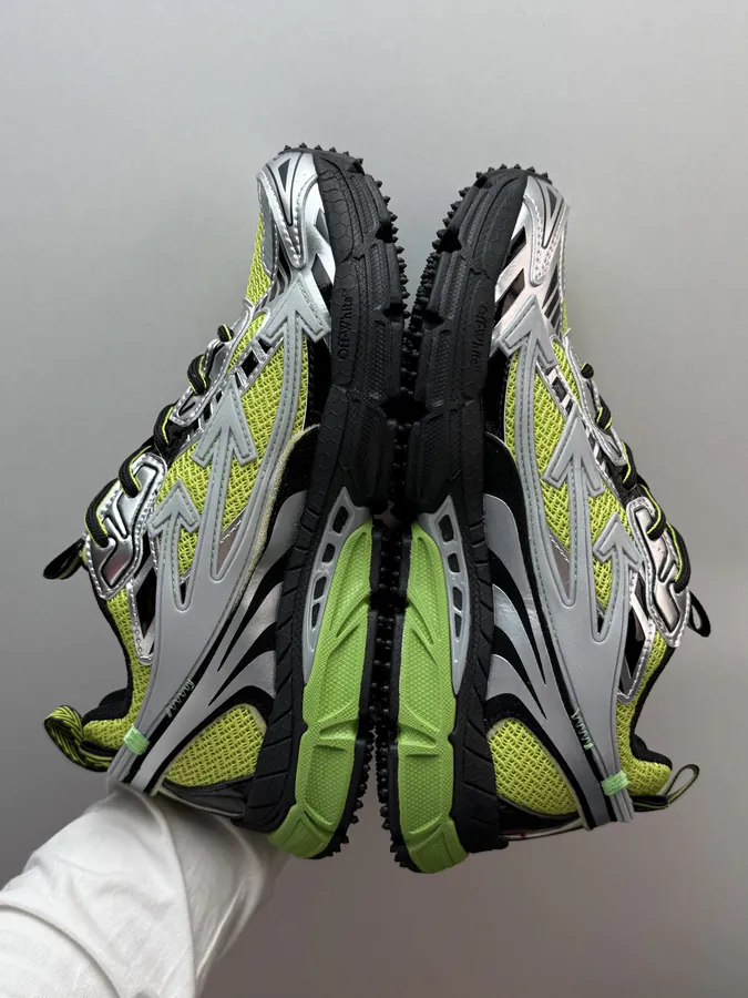 OFF WHITE Be Right Back Green Sneaker