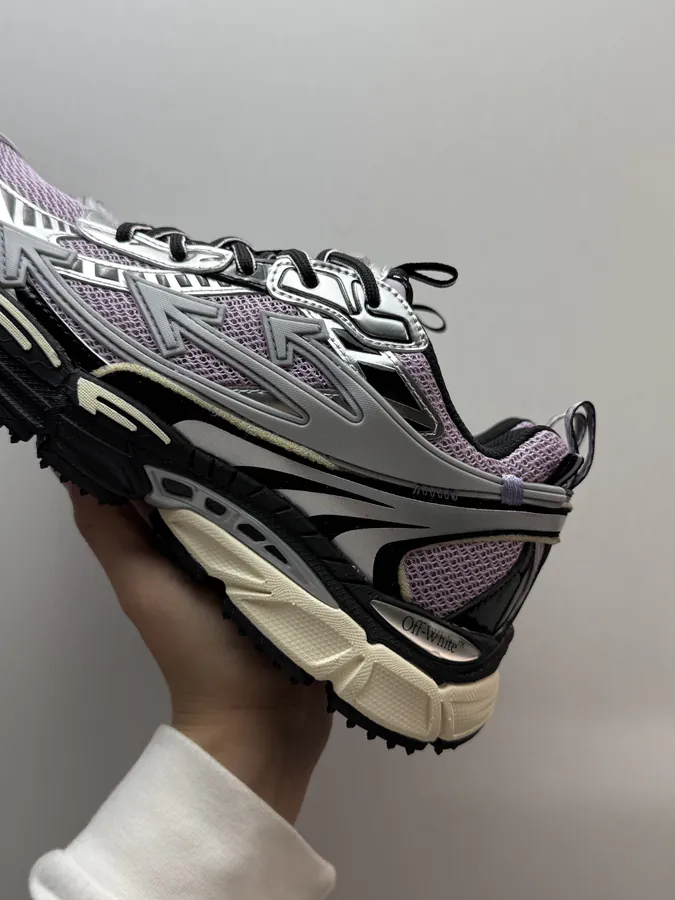 OFF WHITE Be Right Back Pink Sneaker