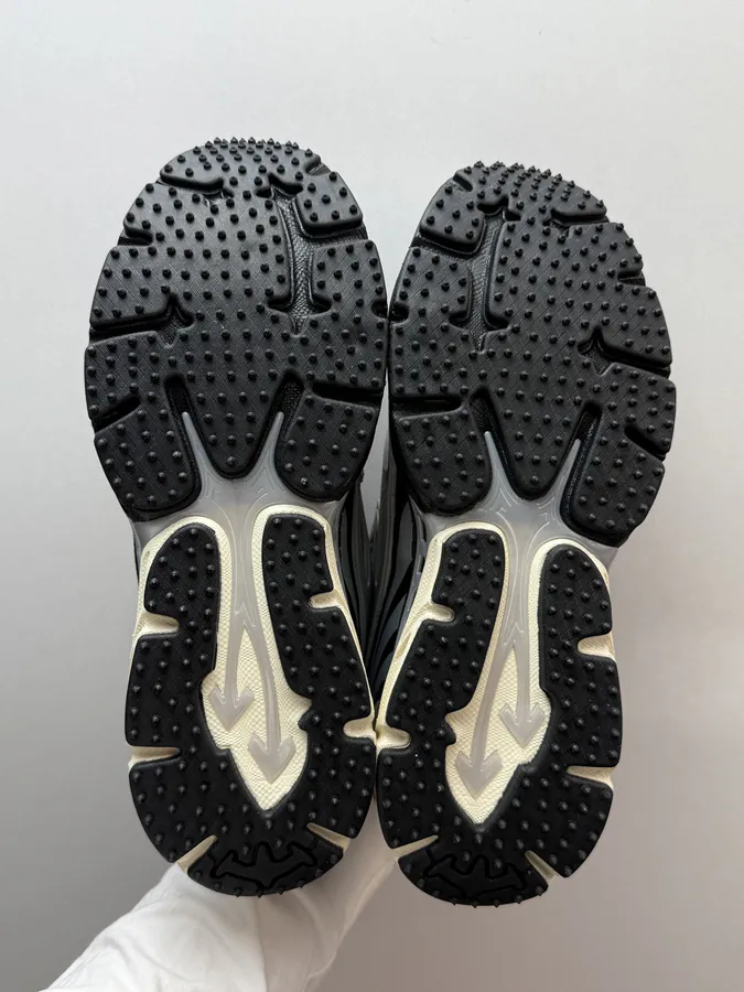 OFF WHITE Be Right Back Pink Sneaker